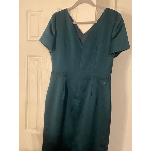 Maggy London Emerald Green Midi Satin Jeweled Detailing Dress, Size 10 - Picture 3 of 13
